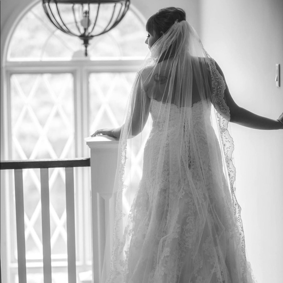 Essence of Australia Wedding Dress - Picture 10 of 11